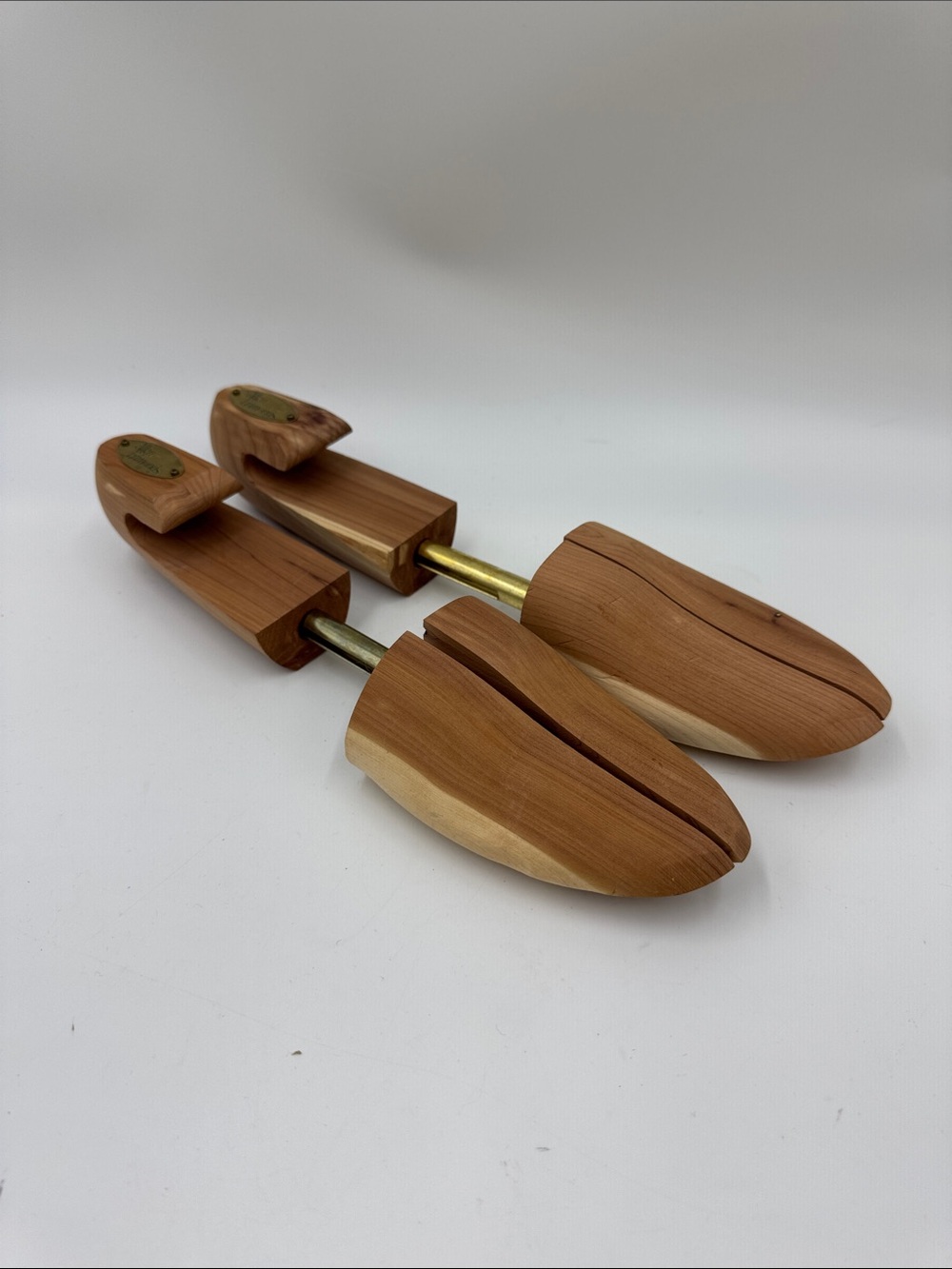 Allen Edmonds Cedar Shoe Trees - Natural Reddish-Brown